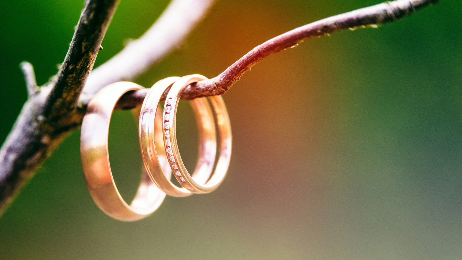 Comment choisir ses alliances de mariage : conseils et astuces